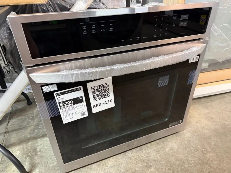 APX-AJG — LG WSEP4723F Electric Wall Oven, front — Jefferson City