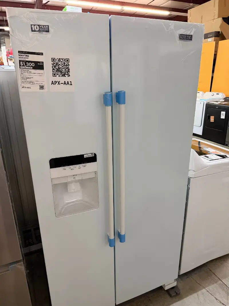 APX-AA1 — Maytag MSS25C4MGW07 Refrigerator, White, front — Jefferson City