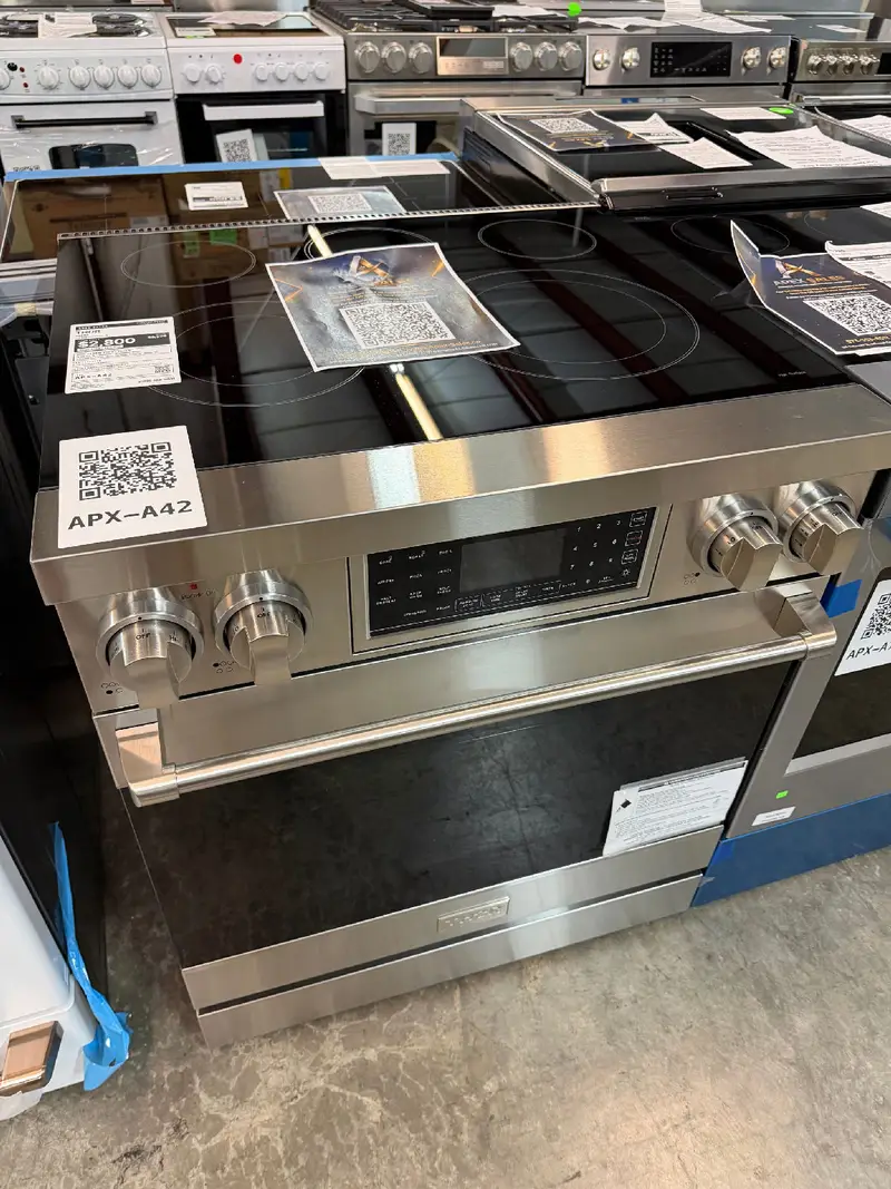 APX-A42 — Thor Kitchen RSE30 Electric Range, Stainless Steel, front — Jefferson City