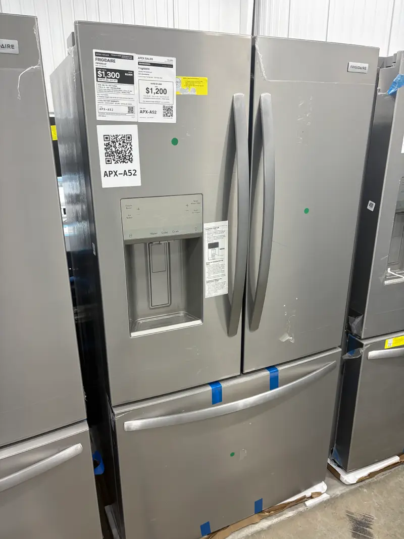 APX-A52 — Frigidaire FRFS282LAF French Door Refrigerator, Stainless Steel, front — Columbia