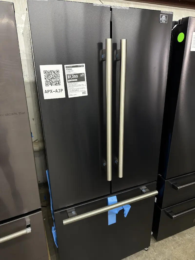 APX-AJP — Forno FFFFD1974-31BLK Refrigerator, Black, front — Jefferson City